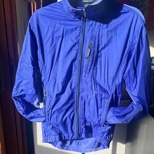 Patagonia Men's Vibrant Blue Windbreaker